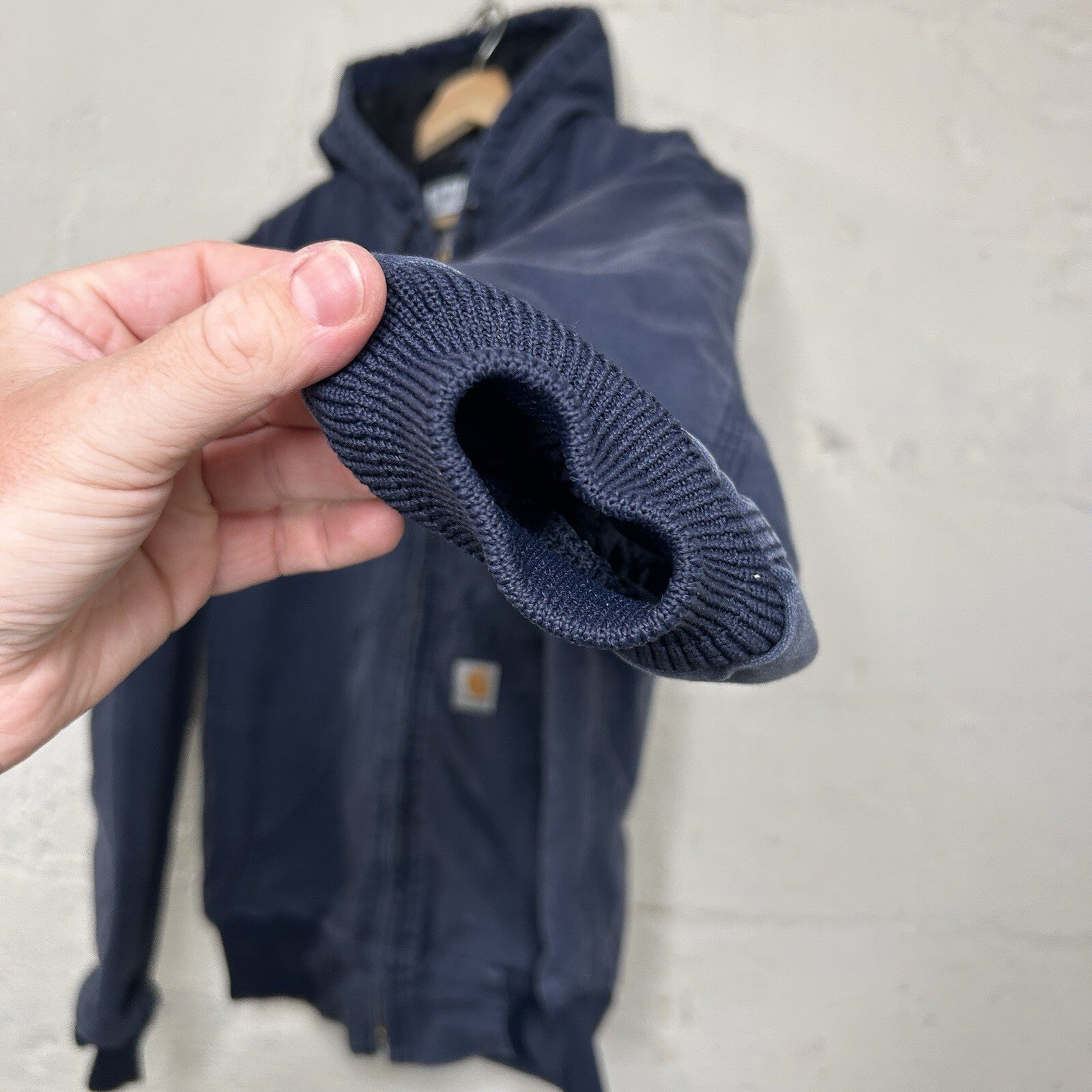 Y2K Carhartt Quilted Hooded Active Jacket “Navy Blue” 376–20 Men’s Medium